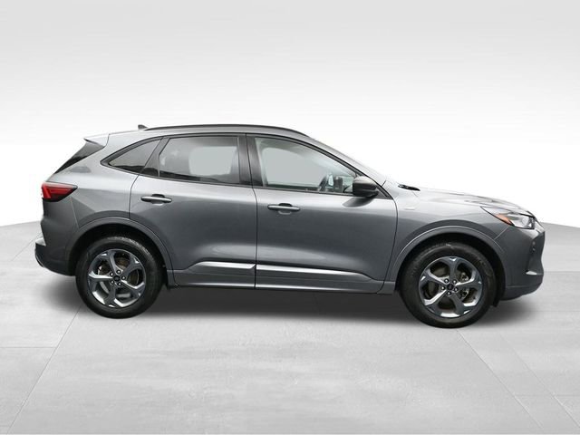 Used 2023 Ford Escape ST-Line w/ Tech Pack #1 image 18
