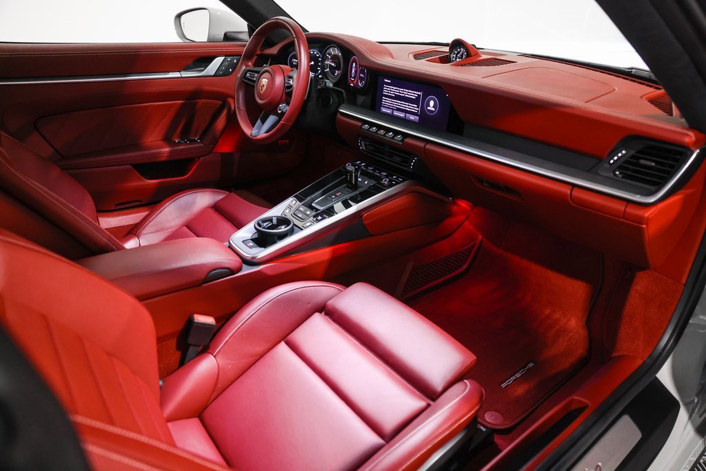Used 2022 Porsche 911 Turbo image 20