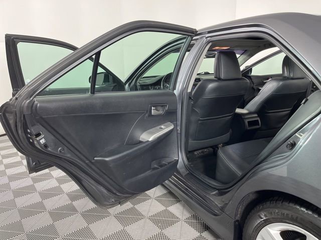 Used 2012 Toyota Camry SE image 42