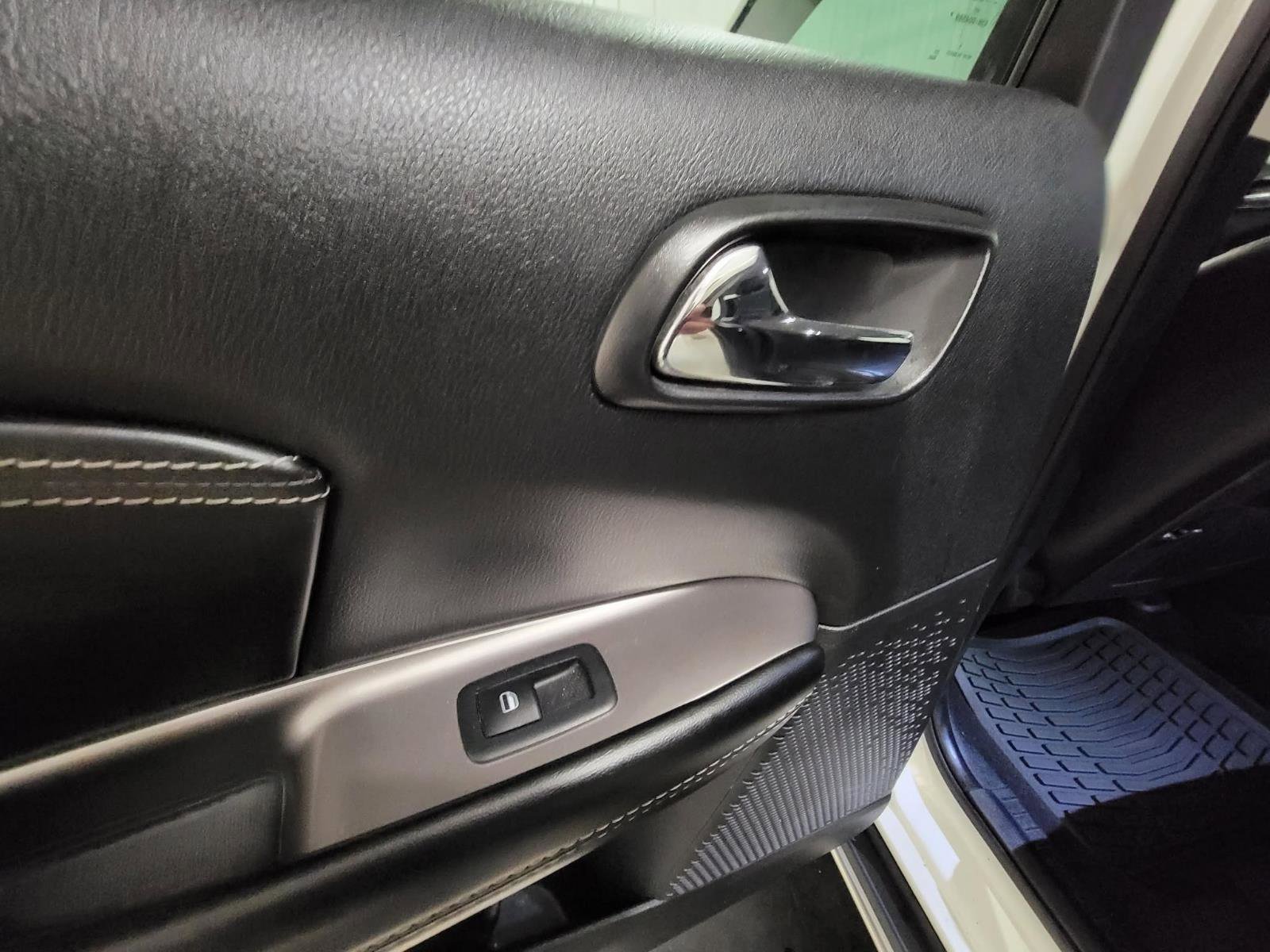Used 2018 Dodge Journey Crossroad image 16