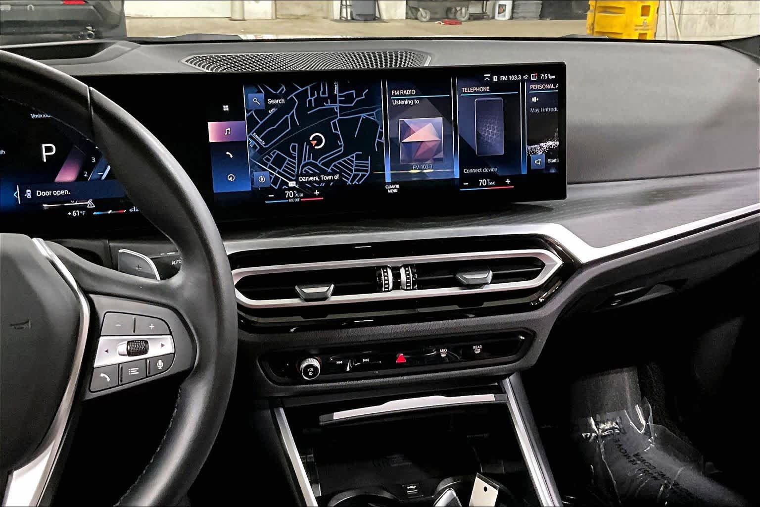 Used 2024 BMW 330i xDrive Sedan w/ Premium Package AWD/4WD image 7