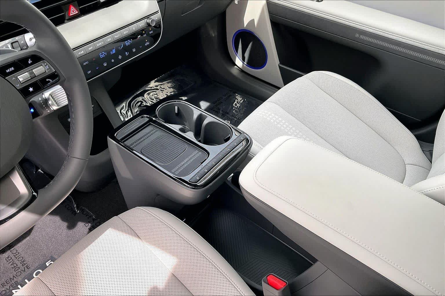 Certified 2025 Hyundai Ioniq 5 Limited AWD/4WD image 16