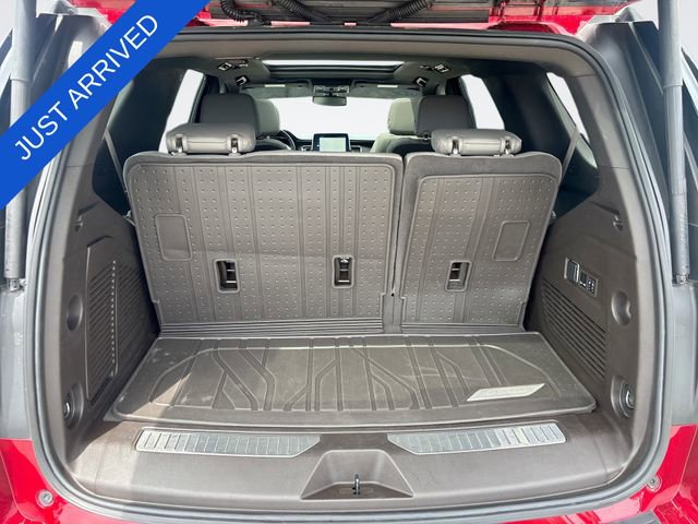Used 2022 Chevrolet Tahoe Z71 w/ Luxury Package AWD/4WD image 26