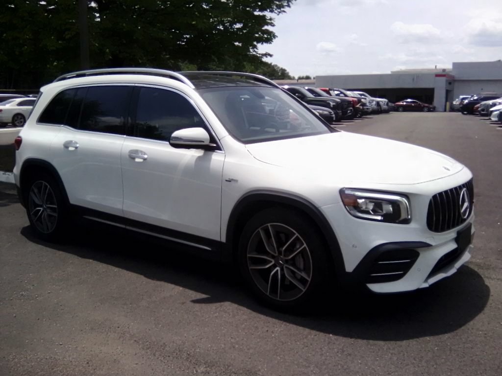Used 2023 Mercedes-Benz GLB 35 AMG 4MATIC image 1