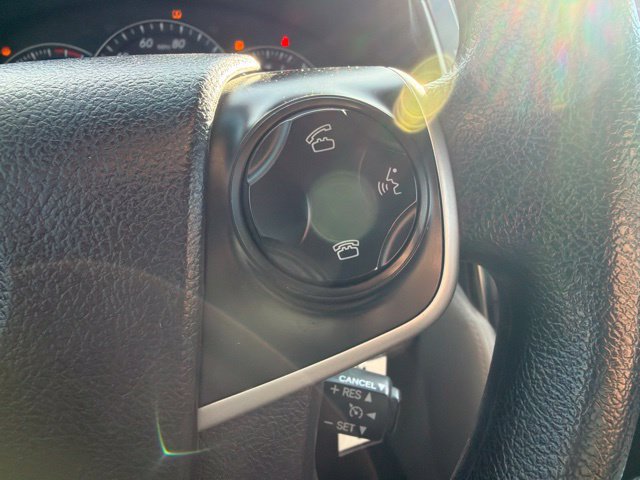 Used 2014 Toyota Camry LE FWD image 18