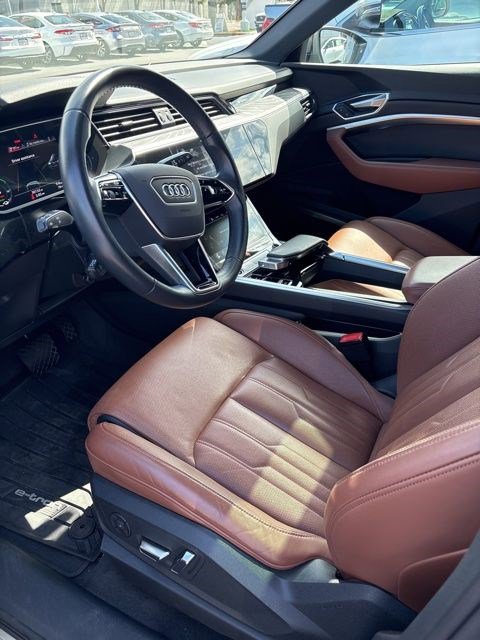 Used 2022 Audi e-tron Chronos AWD/4WD image 5