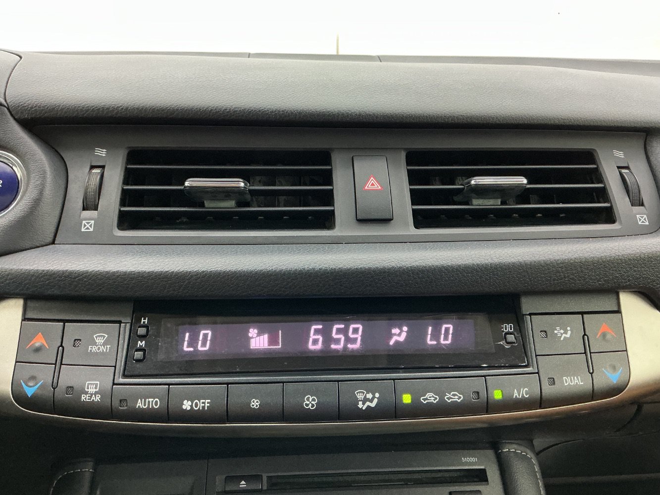 Used 2015 Lexus CT 200h FWD image 35