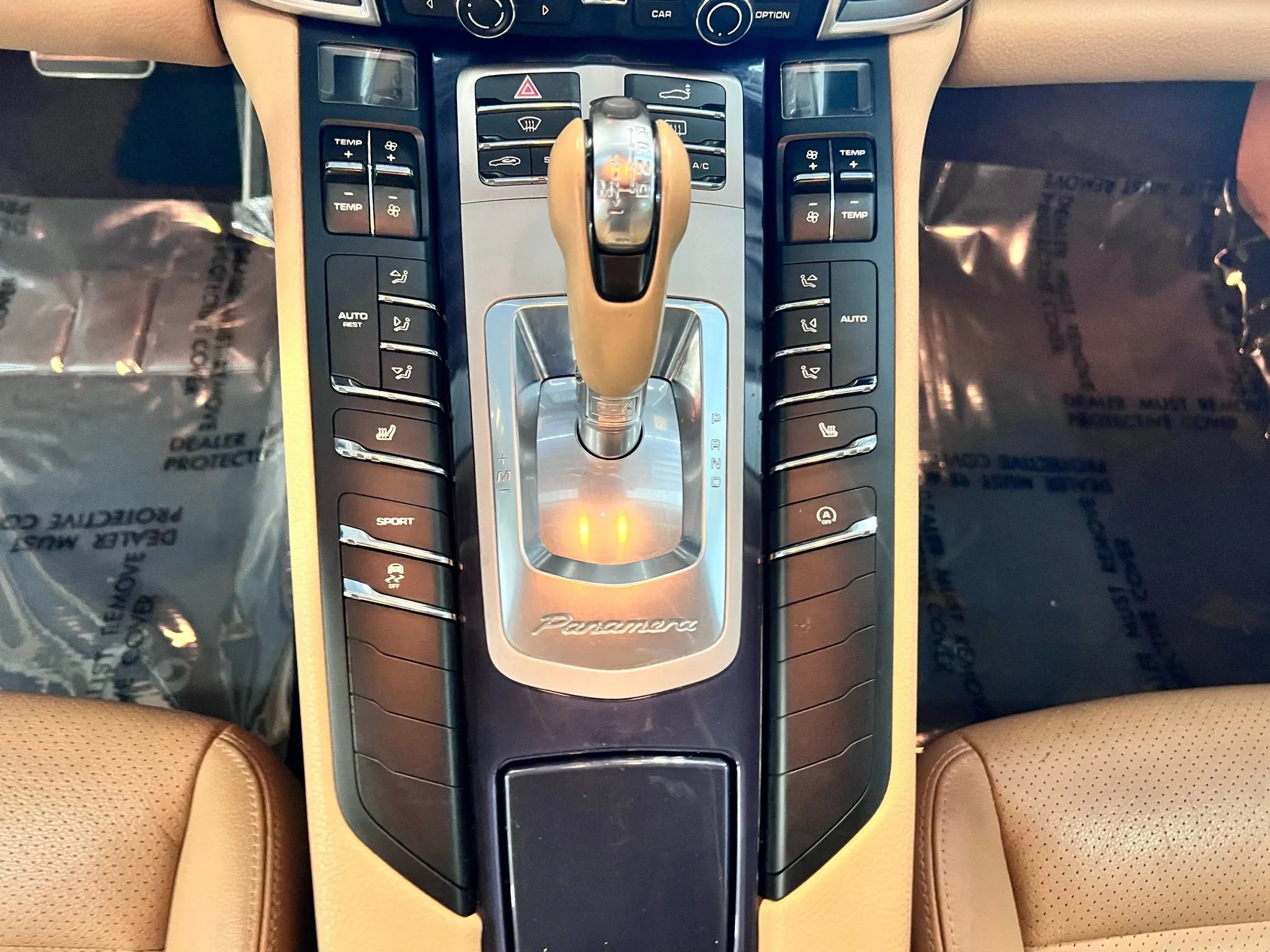 Used 2015 Porsche Panamera 4 AWD/4WD image 16