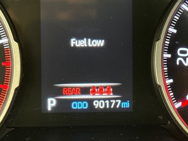 Used 2021 Toyota RAV4 XLE image 21