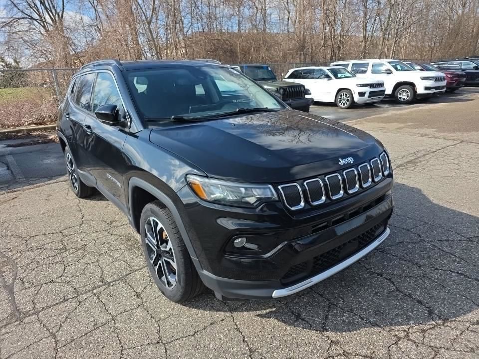 Used 2022 Jeep Compass Limited AWD/4WD image 4