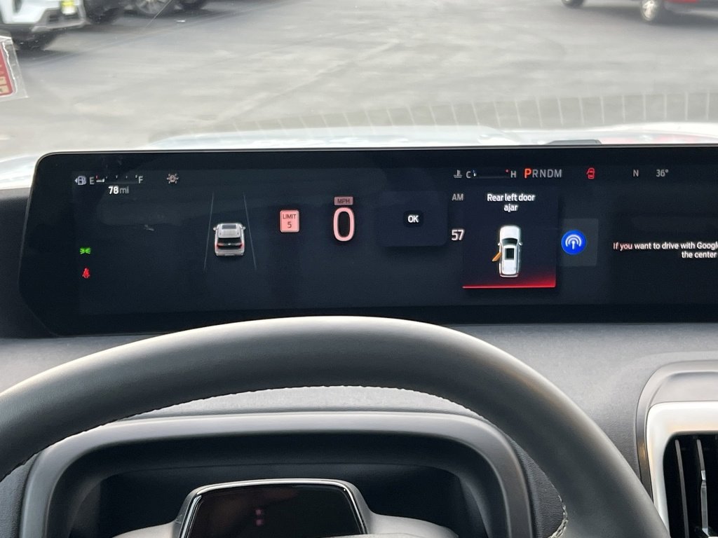 Certified 2025 Ford Expedition Active image 22