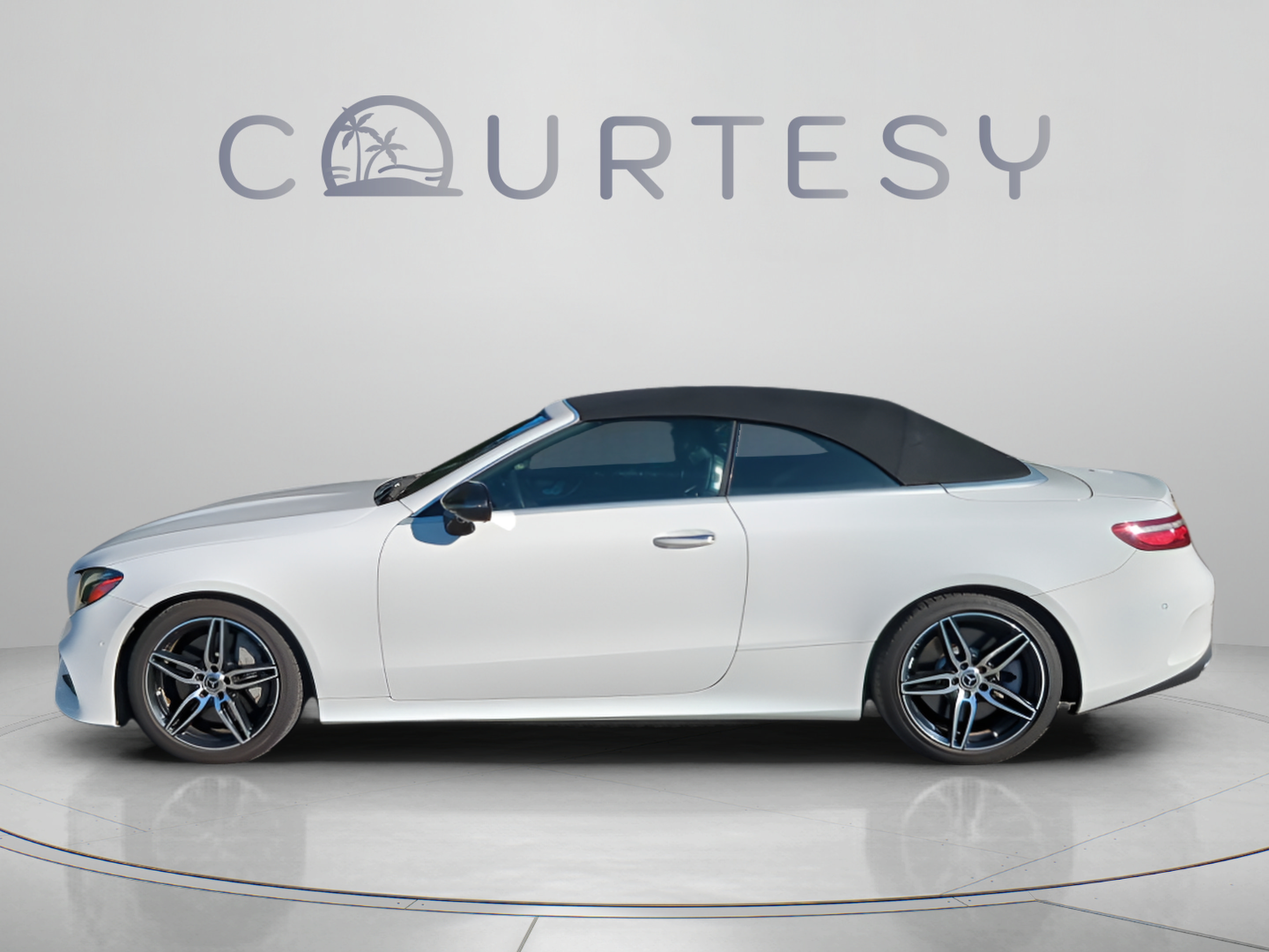Used 2020 Mercedes-Benz E 450 Cabriolet image 4