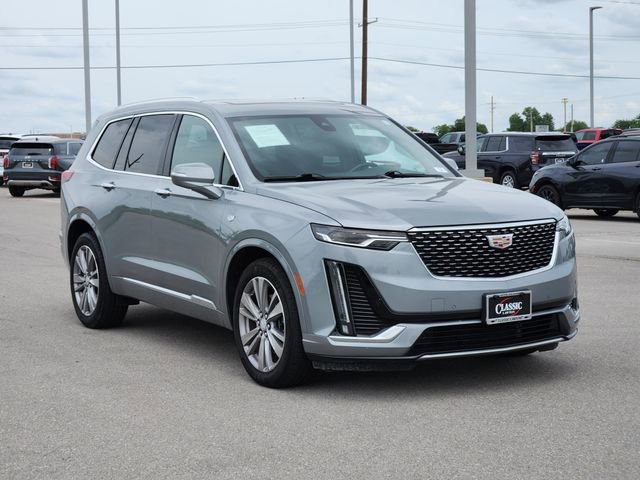 Used 2024 Cadillac XT6 Premium Luxury image 3