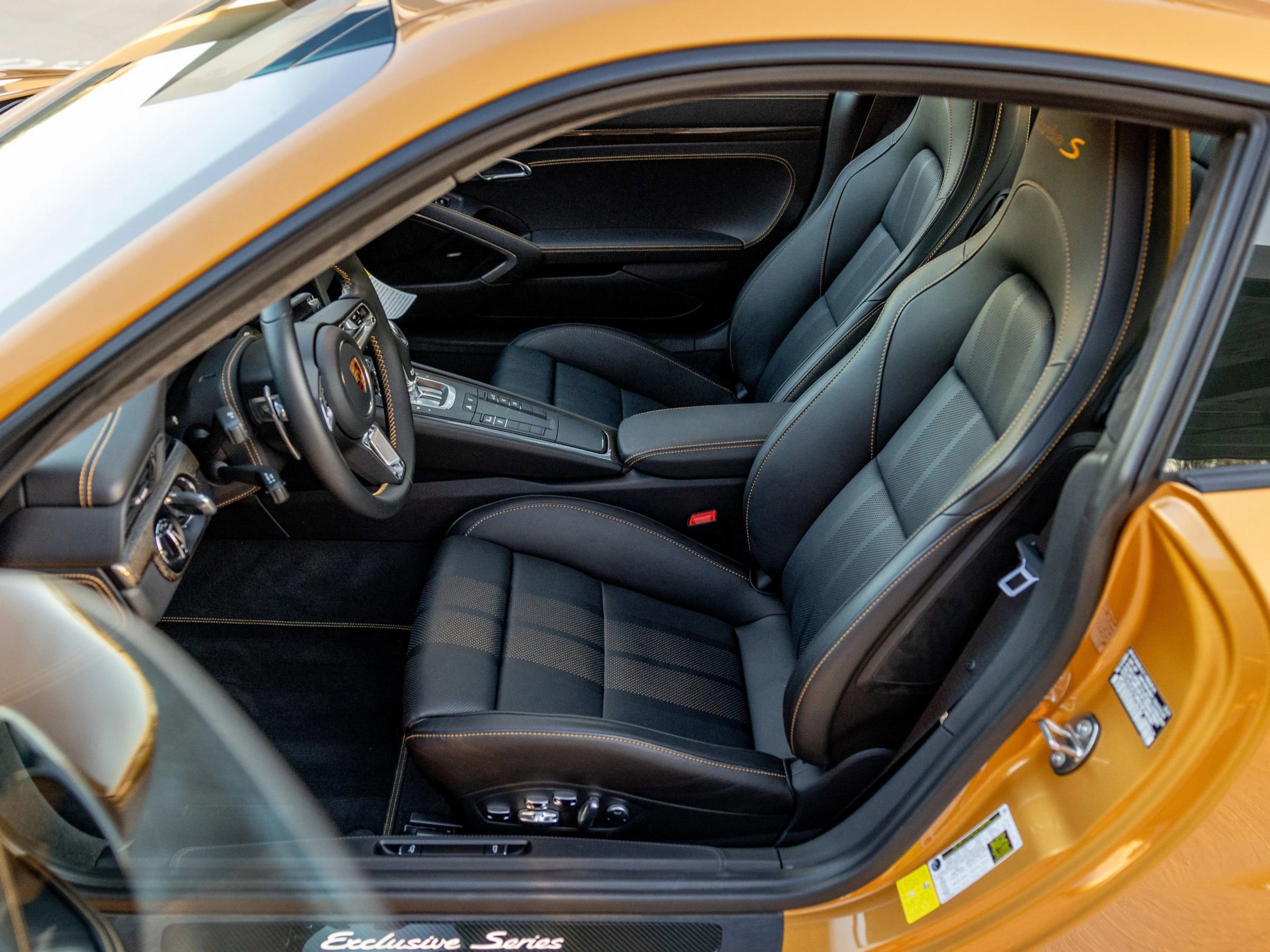 Used 2018 Porsche 911 Turbo S AWD/4WD image 11