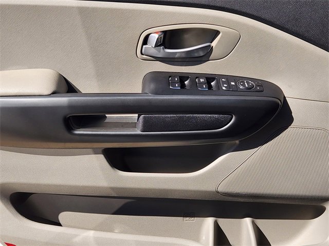 Certified 2020 Kia Sedona EX image 24