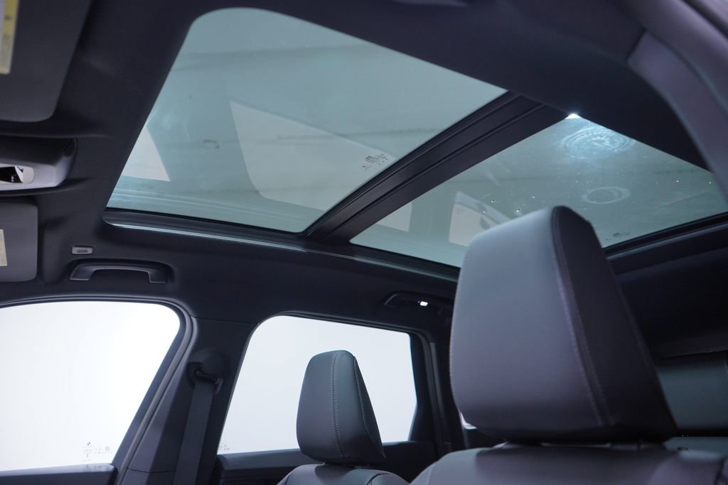 New 2026 BMW X1 xDrive28i w/ Convenience Package image 8