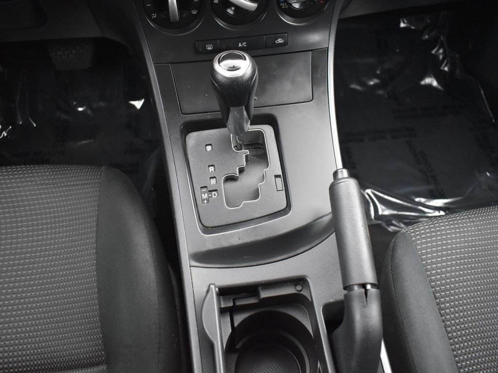 Used 2013 MAZDA MAZDA3 i Sport image 22