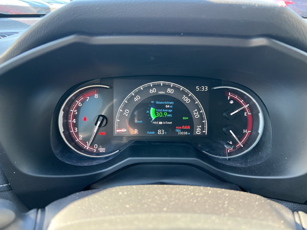 Used 2025 Toyota RAV4 XLE FWD image 28