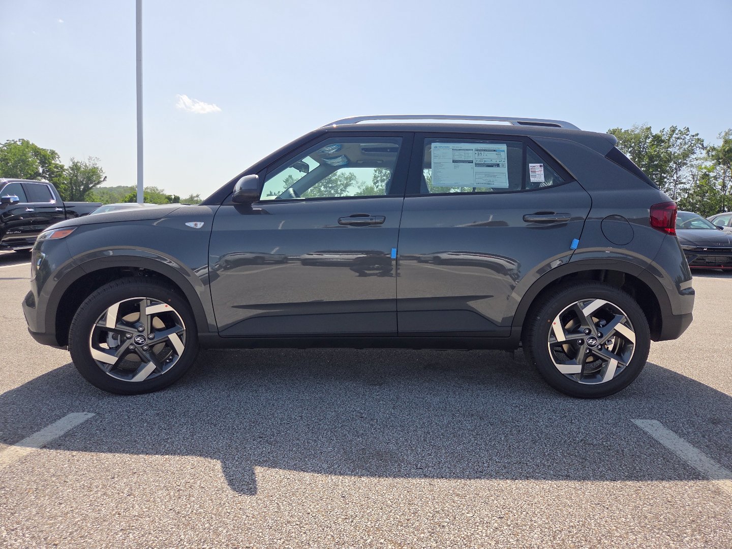 New 2026 Hyundai Venue SEL FWD image 16