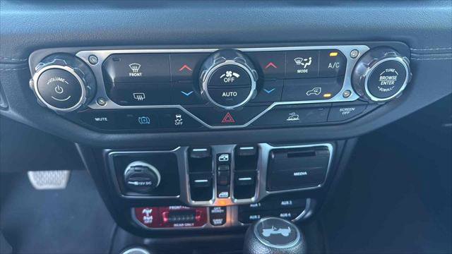 Used 2024 Jeep Wrangler Unlimited Rubicon 4xe image 22