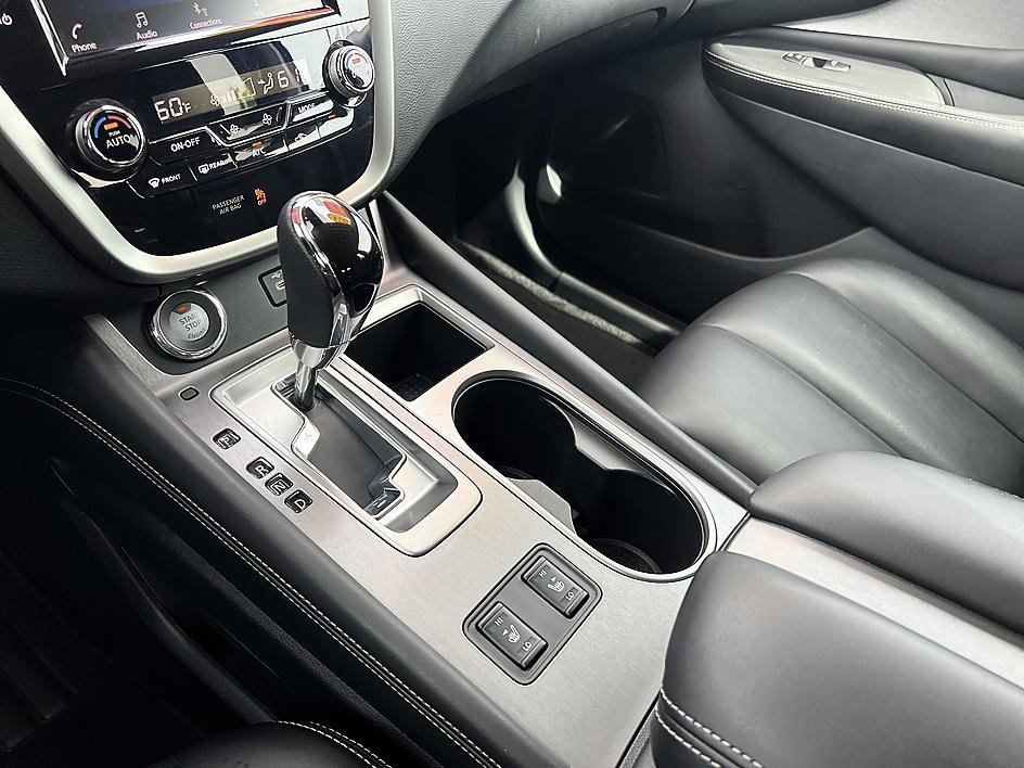 Certified 2024 Nissan Murano SV w/ SV Midnight Edition Package image 26