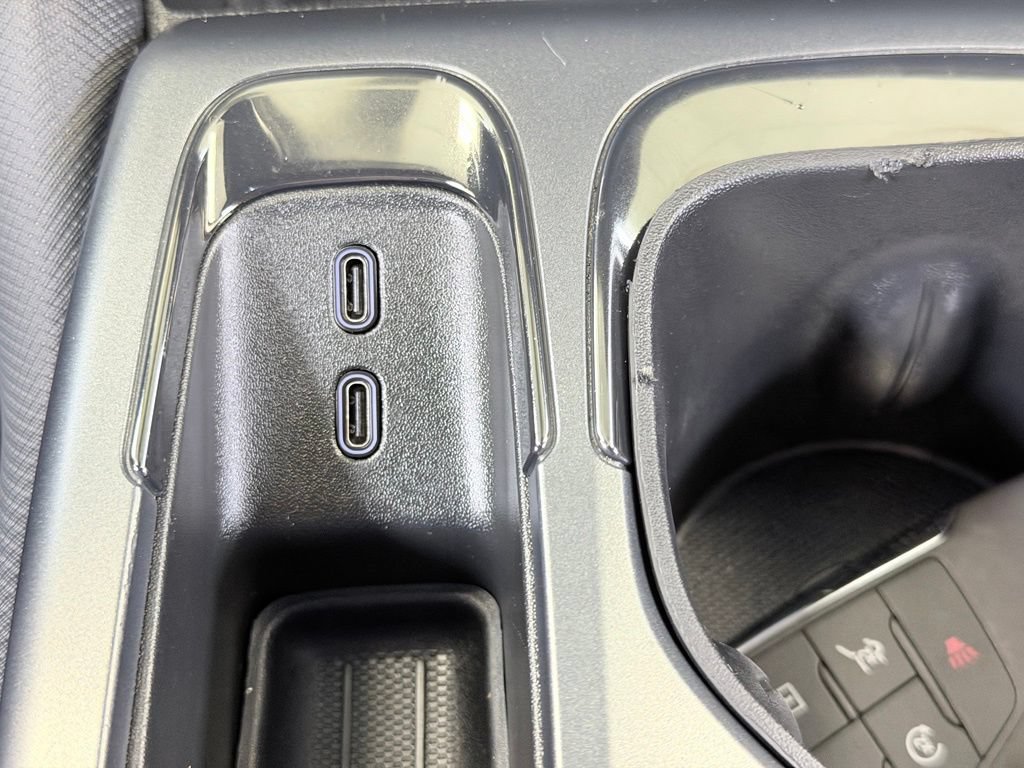 Used 2024 Chevrolet Equinox EV RS FWD image 47