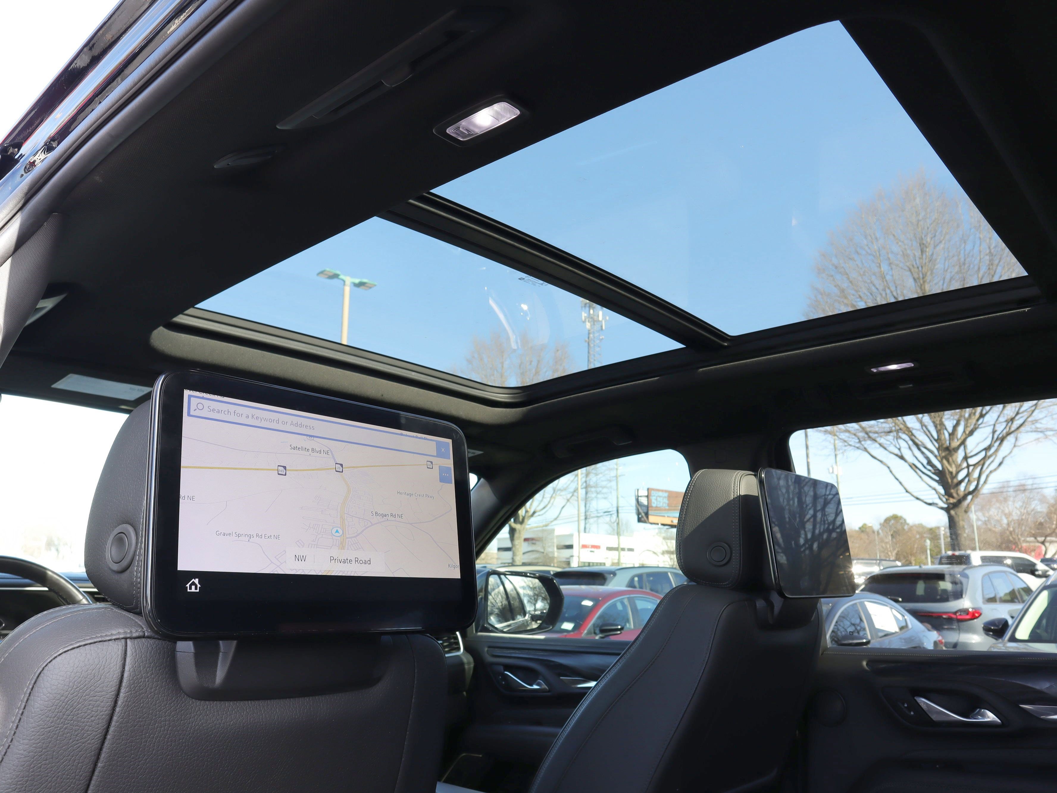 Used 2021 GMC Yukon Denali w/ Denali Ultimate Package image 7