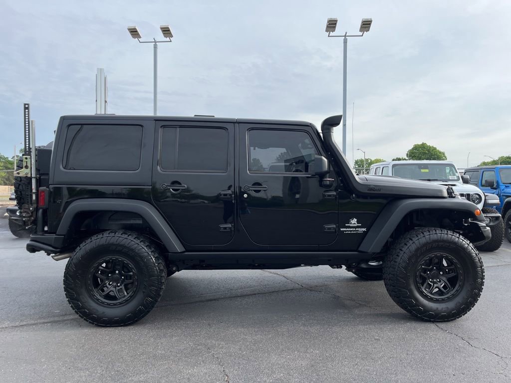Used 2018 Jeep Wrangler Unlimited Rubicon w/ Cold Weather Group AWD/4WD image 54
