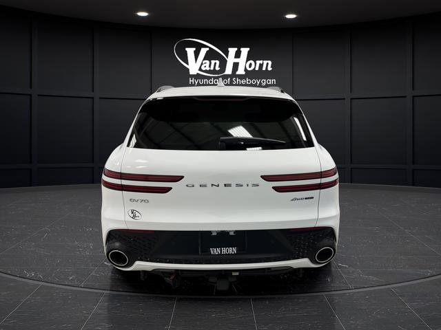 Used 2025 Genesis GV70 3.5T Sport image 14
