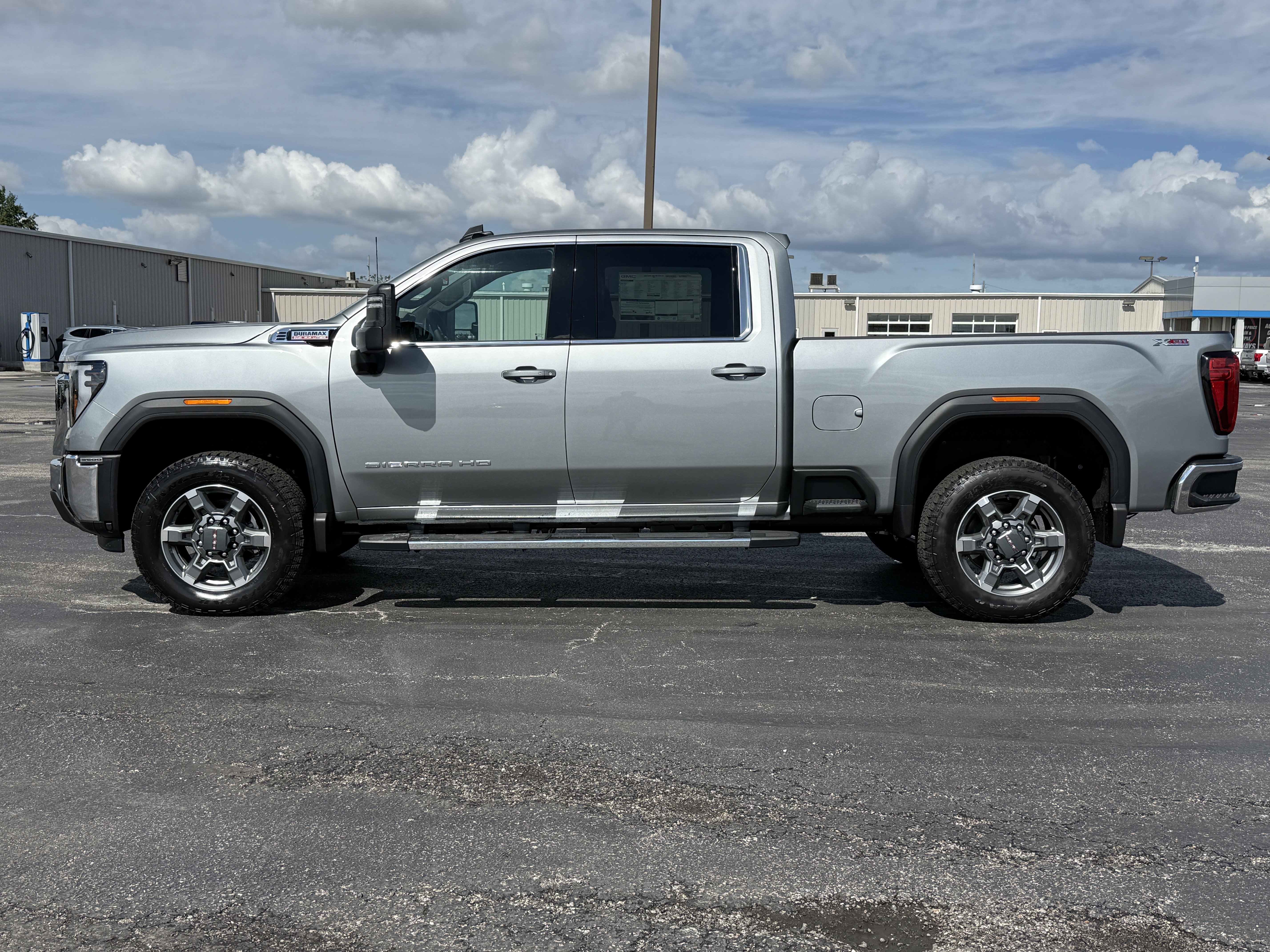 New 2026 GMC Sierra 3500 SLE w/ SLE Value Package image 6