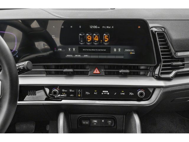Certified 2024 Kia Sportage EX AWD/4WD image 9