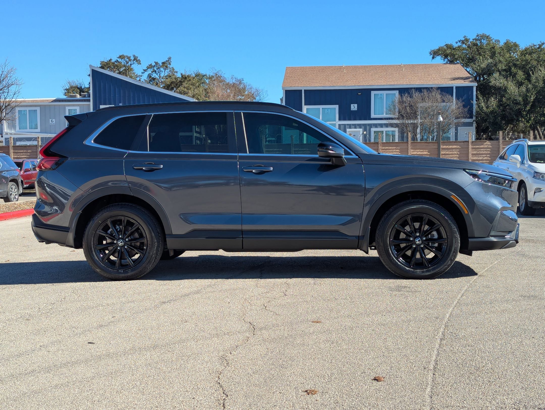 Used 2024 Honda CR-V Sport image 3