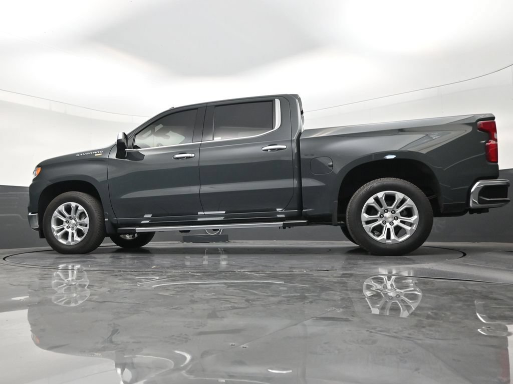 Used 2025 Chevrolet Silverado 1500 LTZ w/ Technology Package RWD image 21