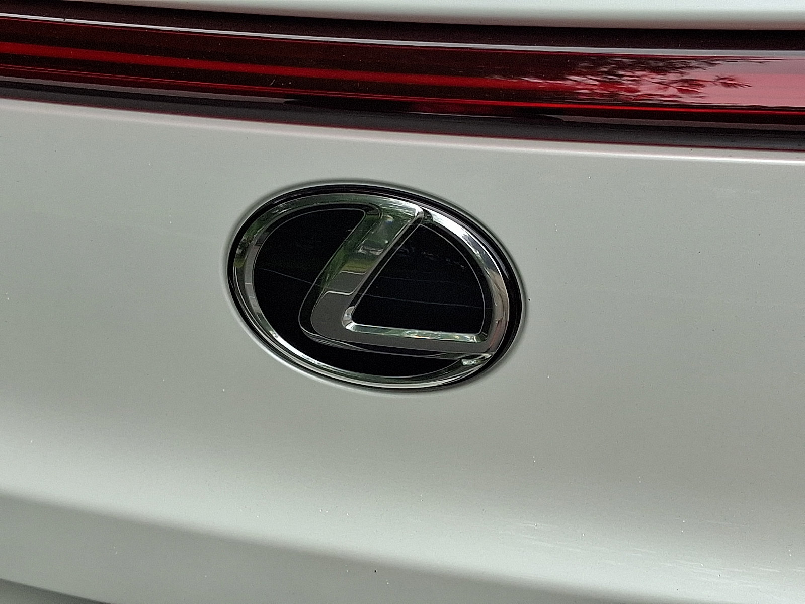 Certified 2025 Lexus UX 300h AWD w/ Accessory Package (Z1) image 30