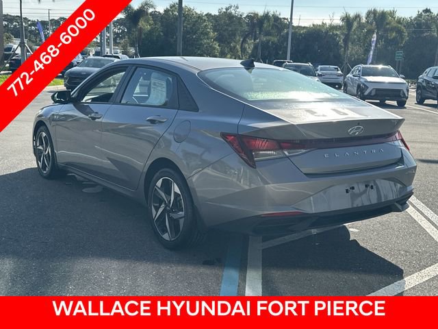 Used 2023 Hyundai Elantra SEL w/ Convenience Package image 8