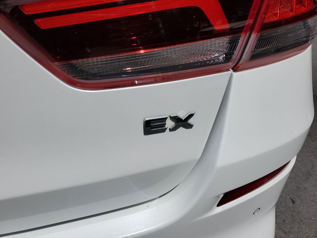 Used 2020 Kia Optima Premium FWD image 5