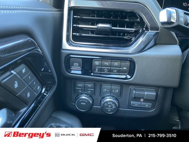 New 2026 GMC Yukon Elevation image 19