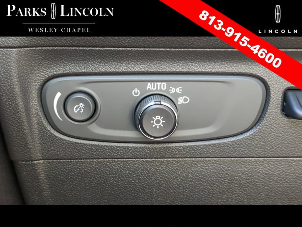 Used 2021 Buick Envision Avenir w/ Technology Package II image 26