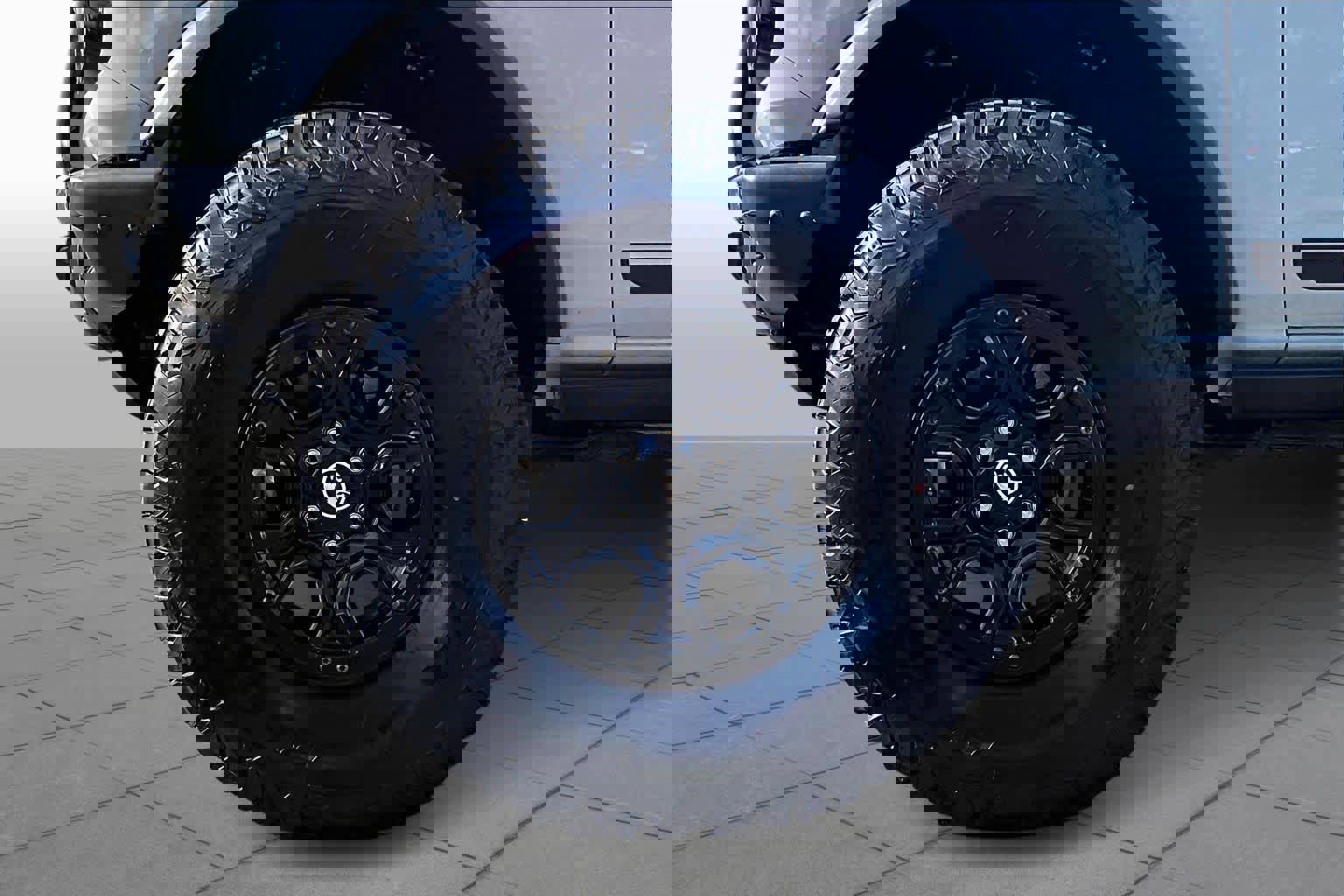 Used 2021 Ford Bronco First Edition AWD/4WD image 10