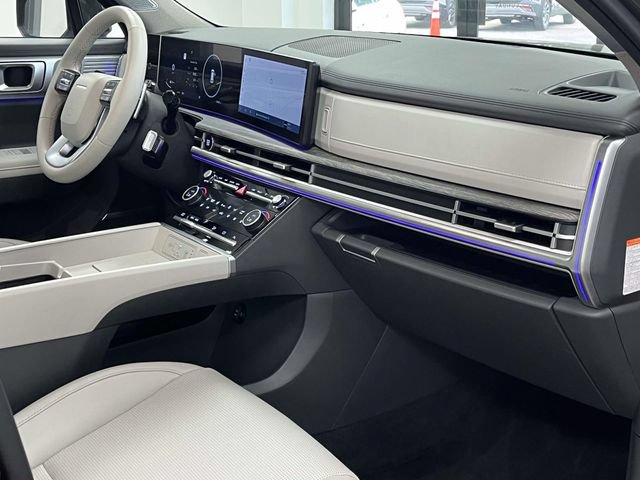 Certified 2025 Hyundai Santa Fe Limited FWD image 30