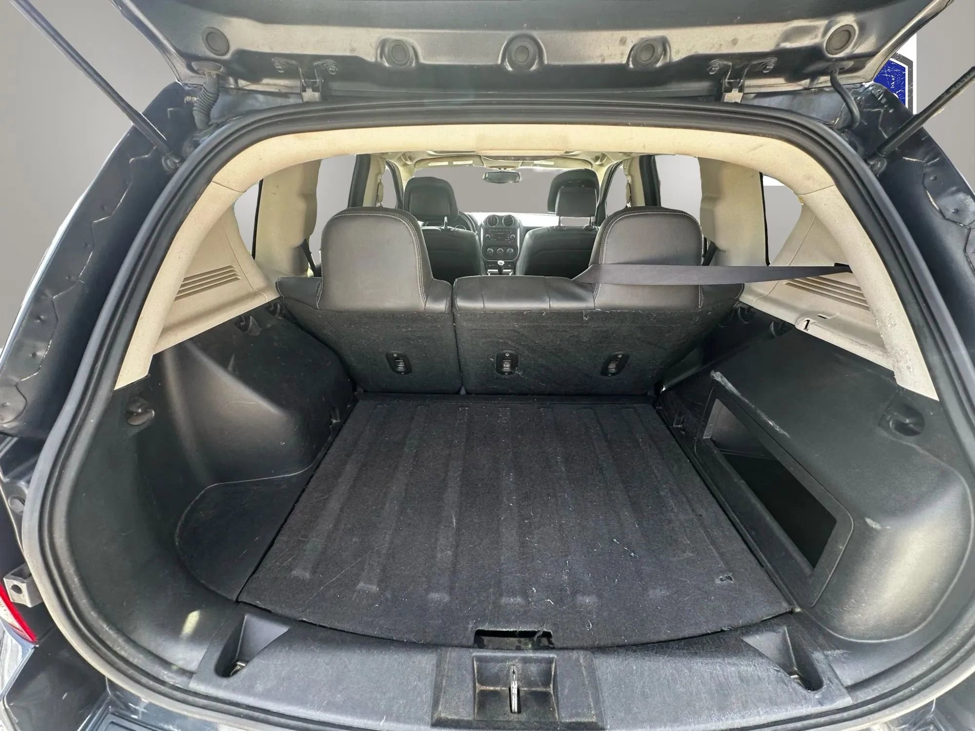 Used 2015 Jeep Compass High Altitude FWD image 35