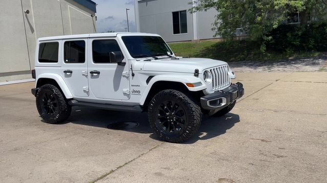 Used 2023 Jeep Wrangler Unlimited Sahara w/ Cold Weather Group AWD/4WD image 2