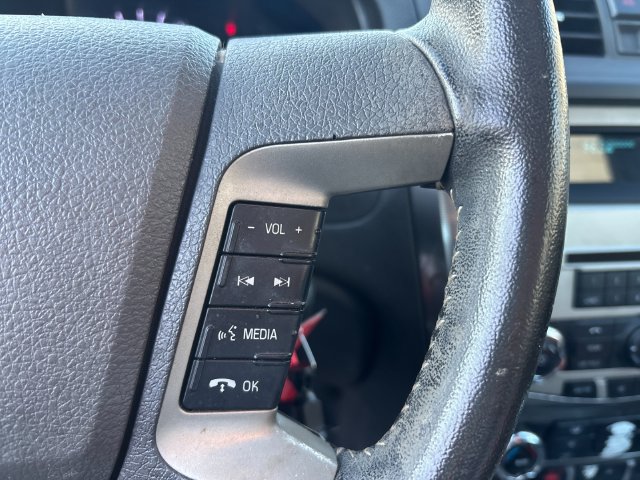 Used 2010 Ford Fusion SEL FWD image 26