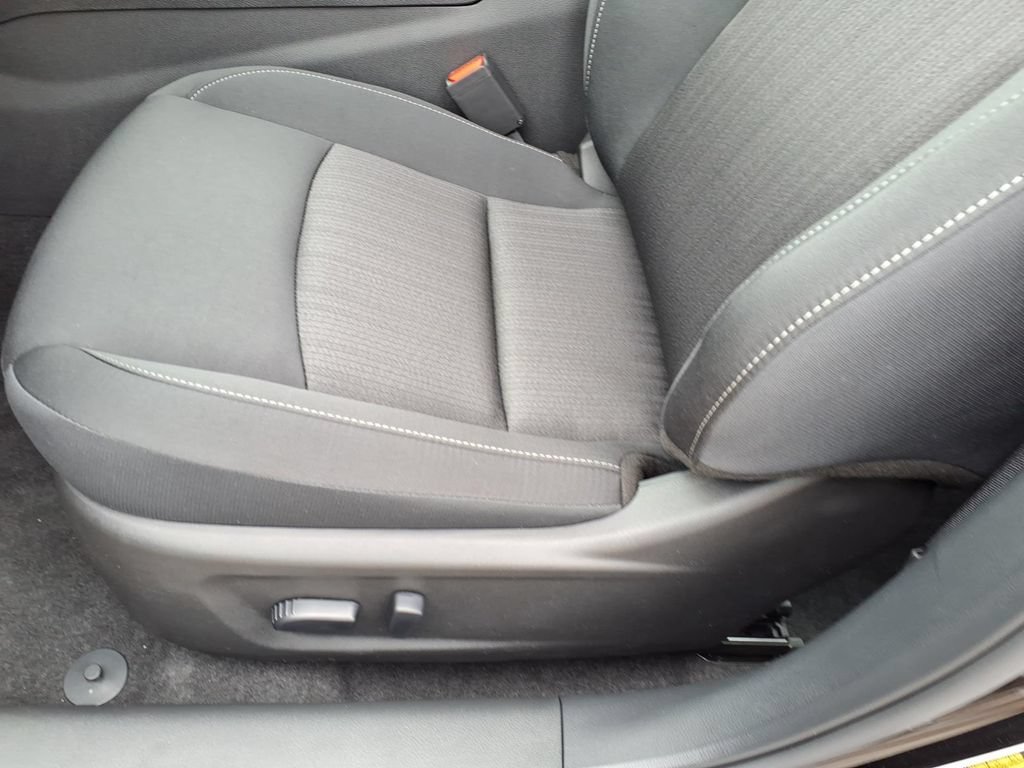 New 2026 Nissan Altima 2.5 SV FWD image 13
