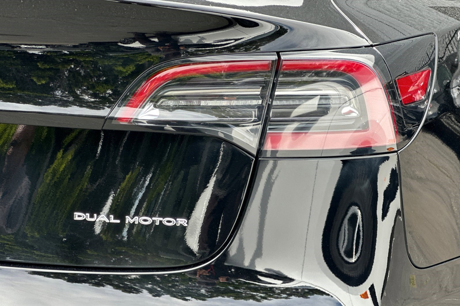 Used 2019 Tesla Model 3 Long Range image 4