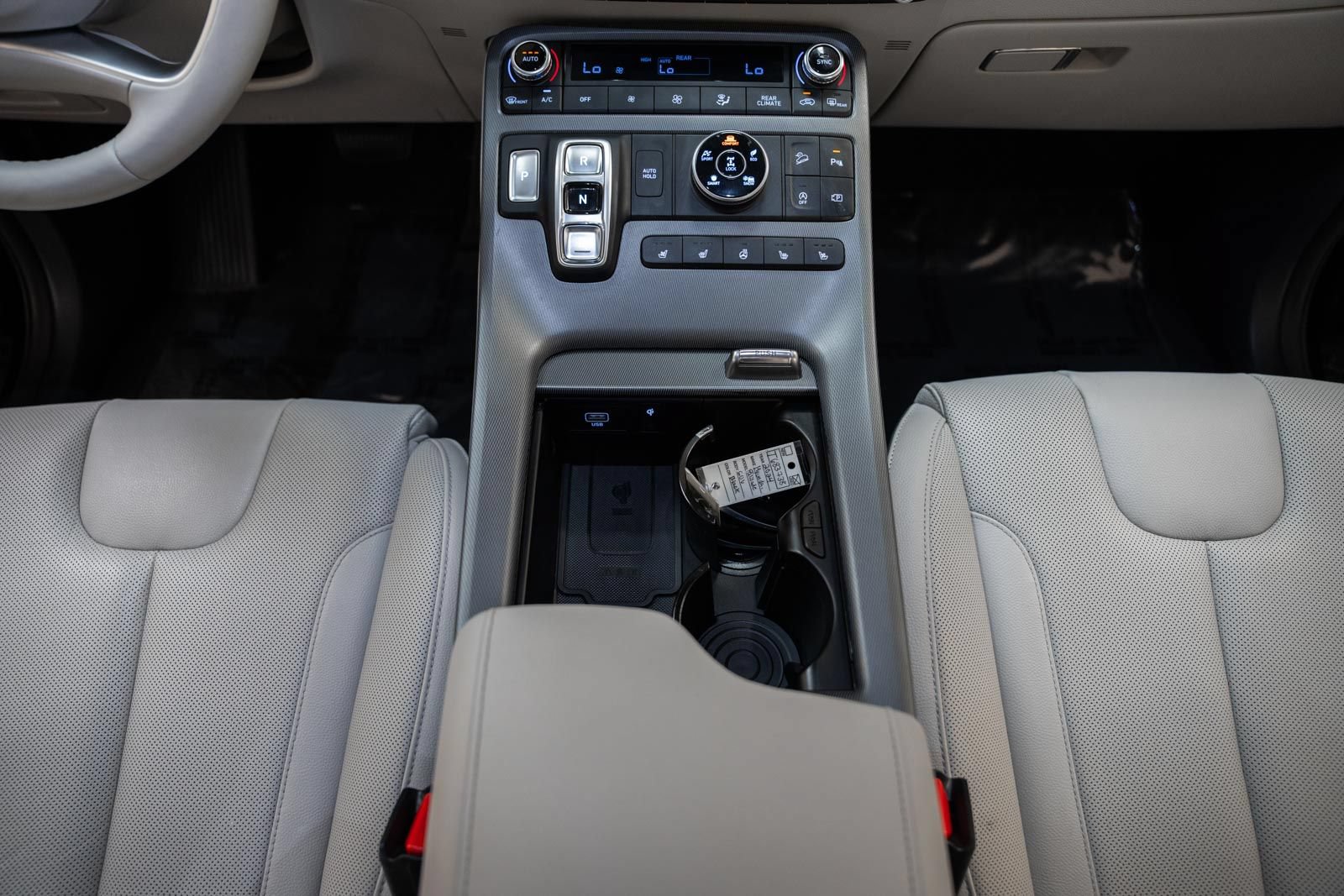 Used 2024 Hyundai Palisade Limited AWD/4WD image 33
