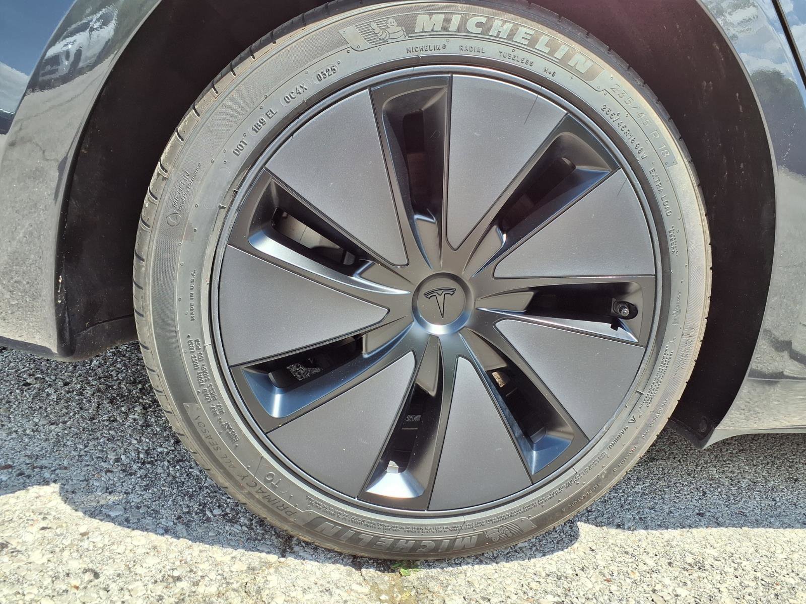 Used 2025 Tesla Model 3 RWD image 38