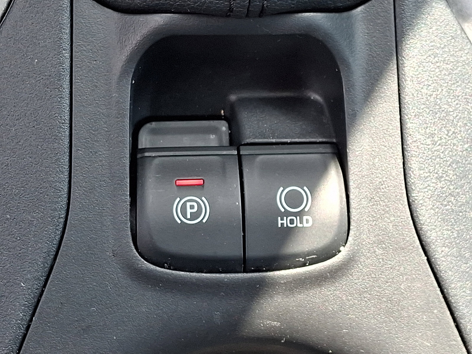 Used 2023 Toyota Corolla Cross LE image 26