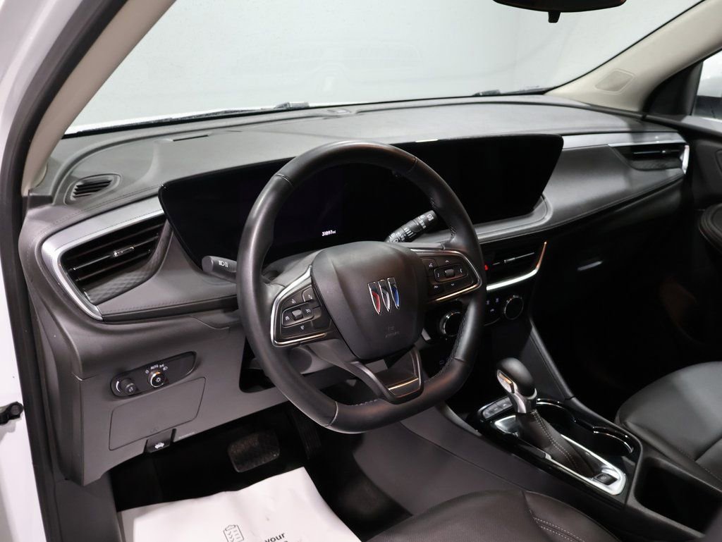 Used 2024 Buick Encore GX Sport Touring image 16