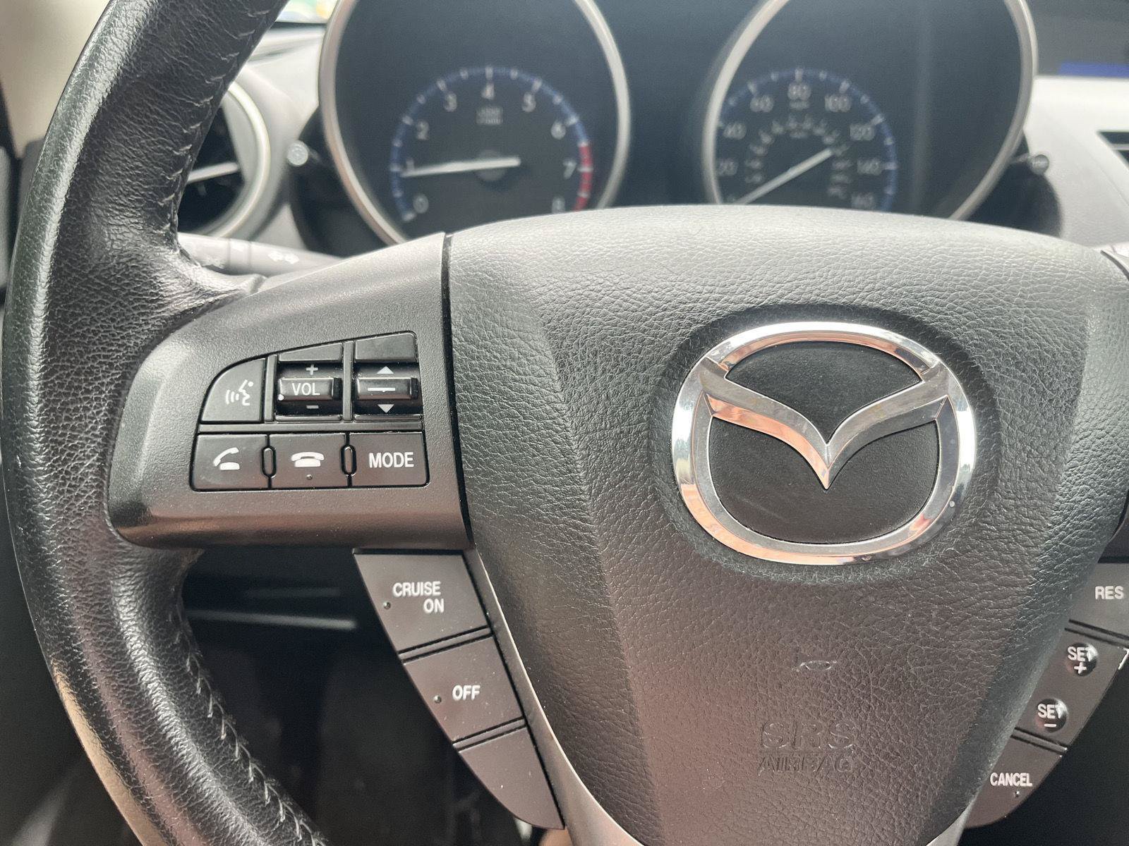 Used 2013 MAZDA MAZDA3 i Touring FWD image 22